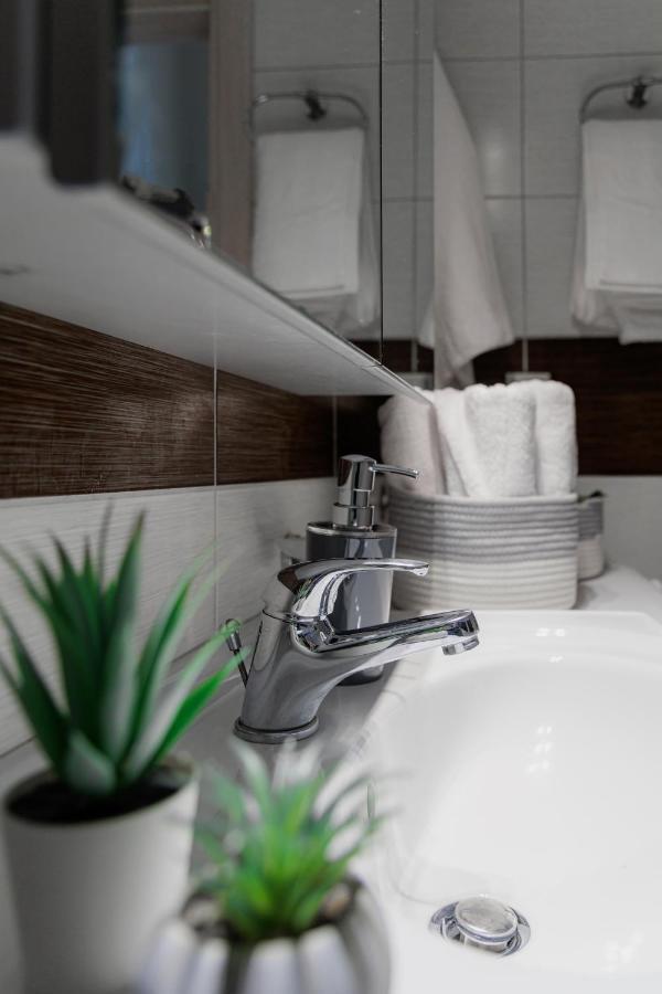 Apartamento Sunny & Modern For 3 Persons Atenas
