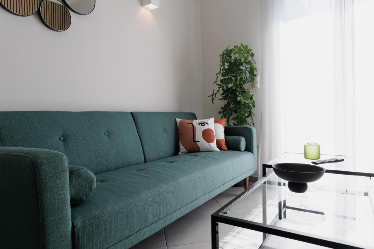 Sunny & Modern For 3 Persons Atény