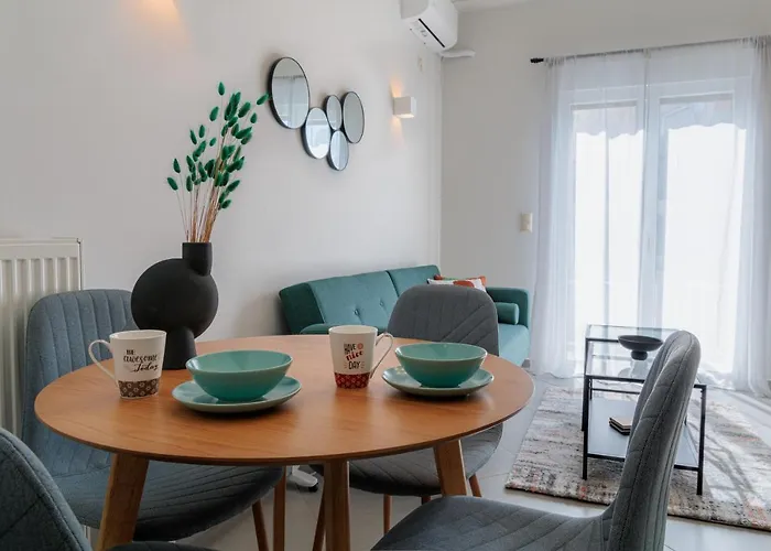 Sunny & Modern Apt For 3 Persons